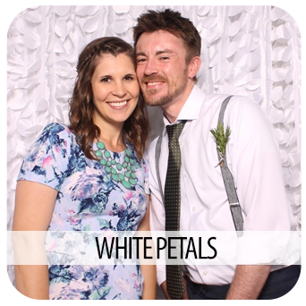05-WHITE-PETALS-PHOTO-BOOTH-RENTAL