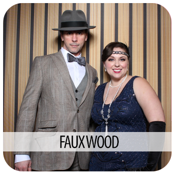 23-FAUX-WOOD-PHOTO-BOOTH-RENTAL