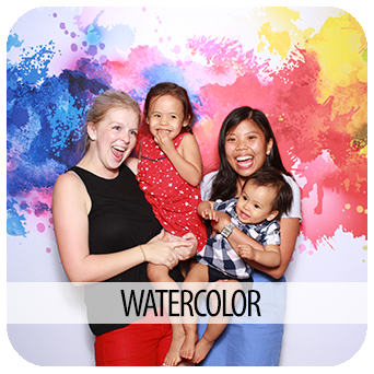 35-WATERCOLOR-PHOTO-BOOTH-RENTAL